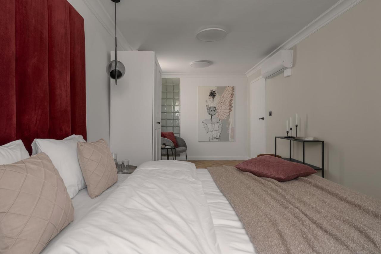 Apartio Rooms カトヴィツェ エクステリア 写真